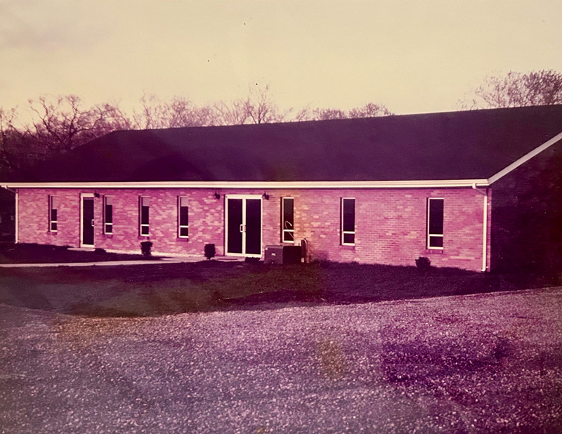 Original 1972 exterior of Huber Heights Baptist Temple church building, single-story brick structure with large windows